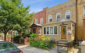 Cozy Private Apt 10 Min From Manhattan Subway!
